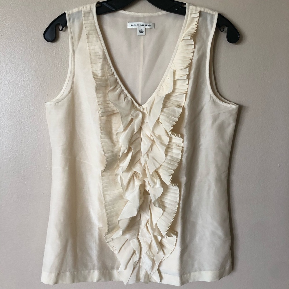 Banana Republic (Retail) Ruffled Tank